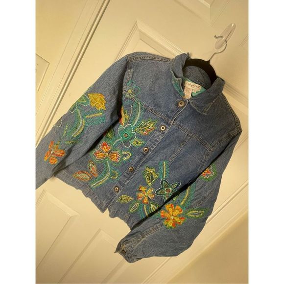 Coldwater Creek women’s embroidered Jean jacket large - Picture 1 of 6